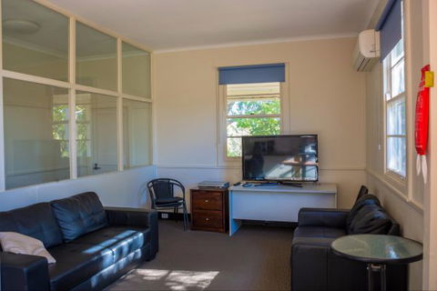 Sydney Olympic Park Lodge - E Caravan Parks 6