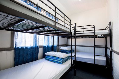 The Nook Backpackers - E Caravan Parks 3