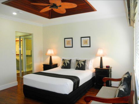 Villa Beach - E Caravan Parks 3