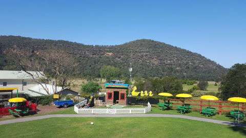 Wisemans Inn Hotel - E Caravan Parks 3