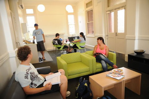 Yarra House - E Caravan Parks 5