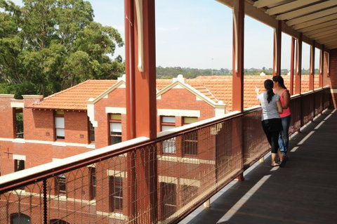 Yarra House - E Caravan Parks 8