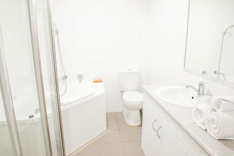 Copacabana Shores - E Caravan Parks 8