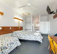 INNISFAIL CITY MOTEL - E Caravan Parks