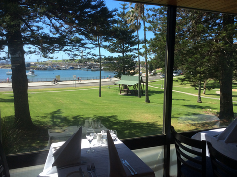 Boat Harbour Motel - E Caravan Parks 15