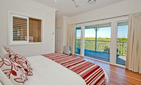 Cornwallis House - E Caravan Parks 5