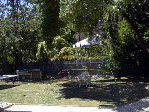 Auto Lodge Motor Inn - E Caravan Parks 3