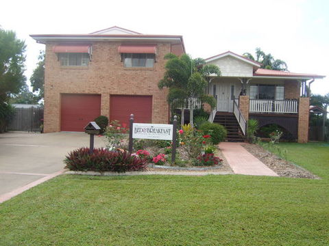 Ayr Bed And Breakfast On McIntyre - E Caravan Parks 1