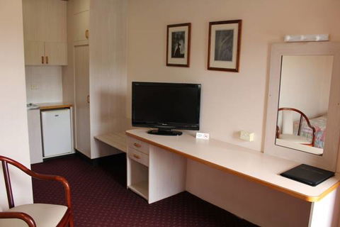 AZA Motel - E Caravan Parks 6