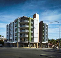 Baileys Serviced Apartments - E Caravan Parks