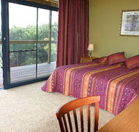 Banjos Bushland Retreat - E Caravan Parks