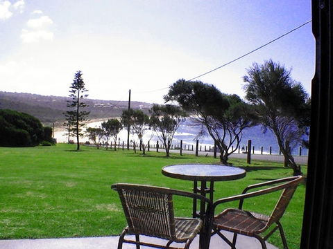 Beach Cabins Merimbula - E Caravan Parks 4