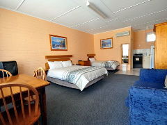 BEST WESTERN Melaleuca Motel & Apartments - E Caravan Parks 0