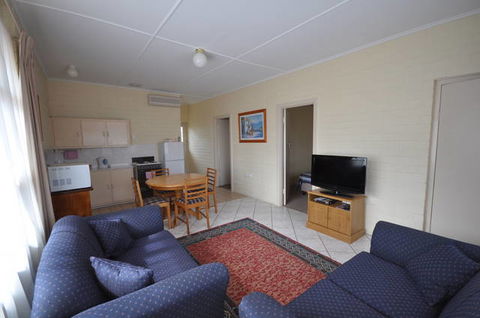 BEST WESTERN Melaleuca Motel & Apartments - E Caravan Parks 2