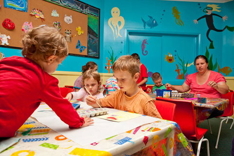 Blue Dolphin Holiday Resort - E Caravan Parks 6