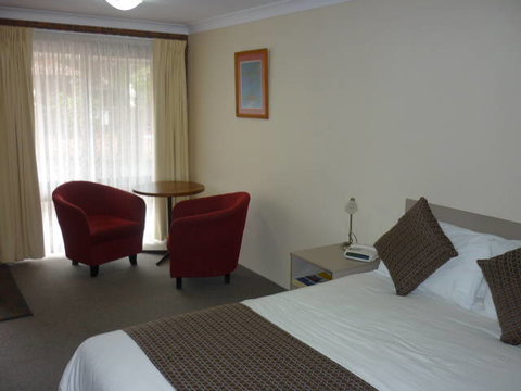 Bomaderry Motor Inn - E Caravan Parks 1