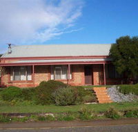 Bott's Beach Retreat - E Caravan Parks