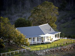 Branell Homestead Bed & Breakfast - E Caravan Parks 3
