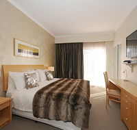 Burns Beach Bed and Breakfast - E Caravan Parks