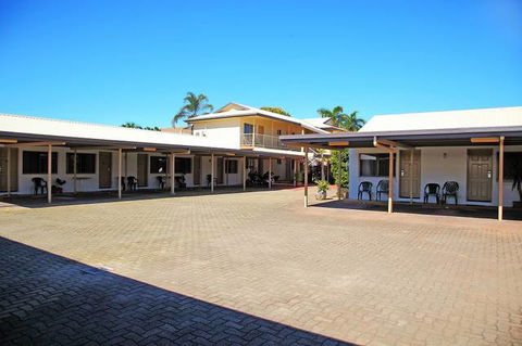 Cascade Motel In Townsville - E Caravan Parks 2