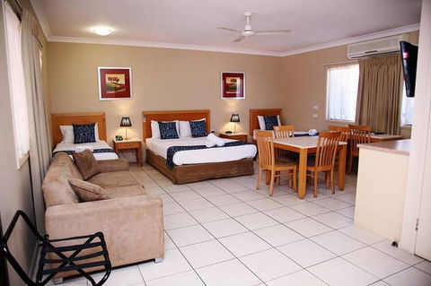 Cascade Motel In Townsville - E Caravan Parks 4