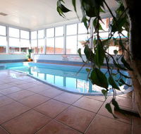 Cattleman's Country Motor Inn and Serviced Apartments - E Caravan Parks