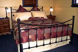 Church House B&B Gundagai - E Caravan Parks 3