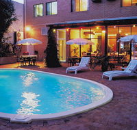 City Stay Apartment Hotel - E Caravan Parks