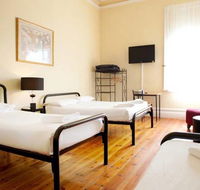 Claremont Guest House - E Caravan Parks