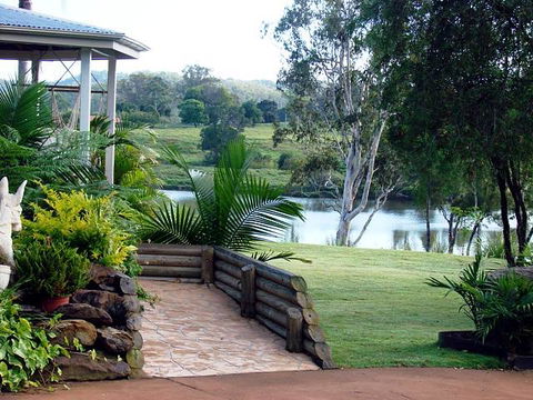 Clarence River Bed And Breakfast - E Caravan Parks 2