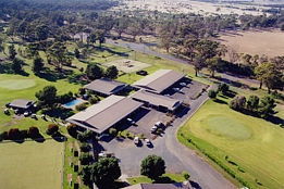 Club Inn Resort West Wyalong - E Caravan Parks 0