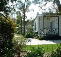 Coastal Palms Holiday Park - E Caravan Parks