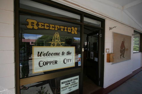 Copper City Motel - E Caravan Parks 0