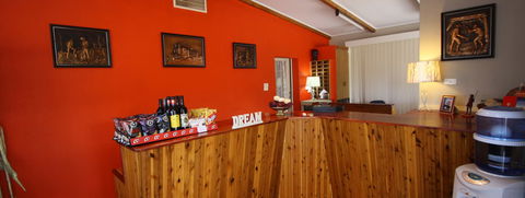 Copper City Motel - E Caravan Parks 7