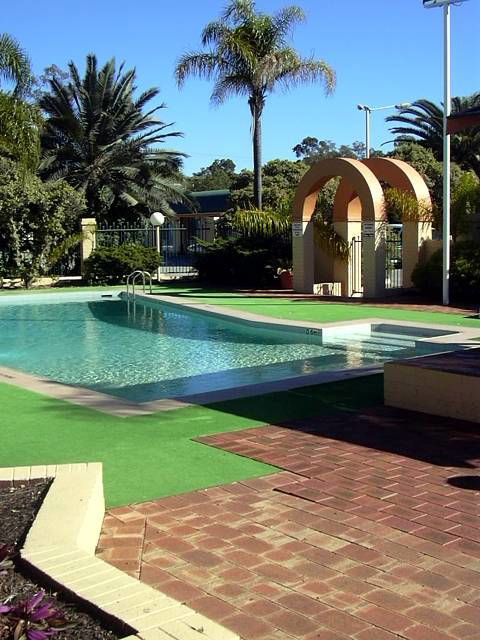 Comfort Inn Bel Eyre Perth - E Caravan Parks 0