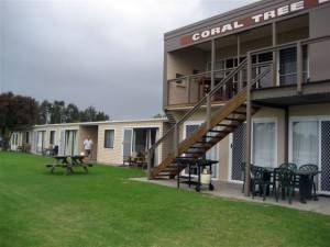 Coral Tree Lodge Tourist Park - E Caravan Parks 3