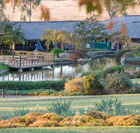 Cowra Crest Motel - E Caravan Parks