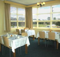 Cowra Motor Inn - E Caravan Parks