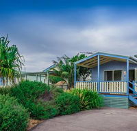 Crescent Head Holiday Park - E Caravan Parks