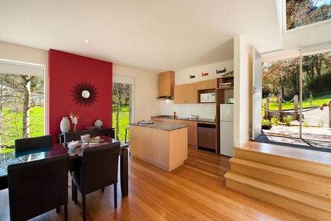 Daylesford Lake Villas - E Caravan Parks 9