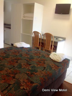 Demi View Motel - E Caravan Parks 2