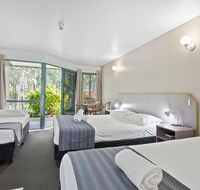 Capricorn Motel  Conference Centre - E Caravan Parks