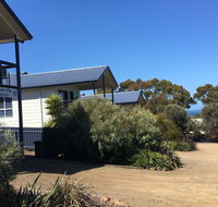 Kangaroo Island Bayview Villas - E Caravan Parks