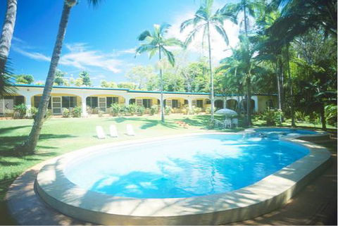Villa Marine Cairns Beach Self Contained Holiday Apartments - E Caravan Parks 2