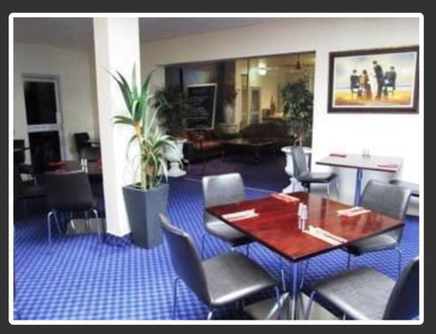 SunPalms Hotel Motel - E Caravan Parks 3