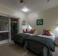 Kookaburra Lodge Motel - E Caravan Parks