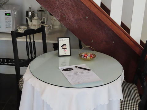 Maison De May Bed & Breakfast - E Caravan Parks 13