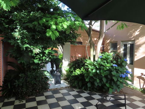 Maison De May Bed & Breakfast - E Caravan Parks 9