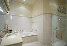 Duffs Cottage Fine Accommodation - E Caravan Parks 1