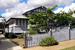 Elindale House Bed And Breakfast - E Caravan Parks 1